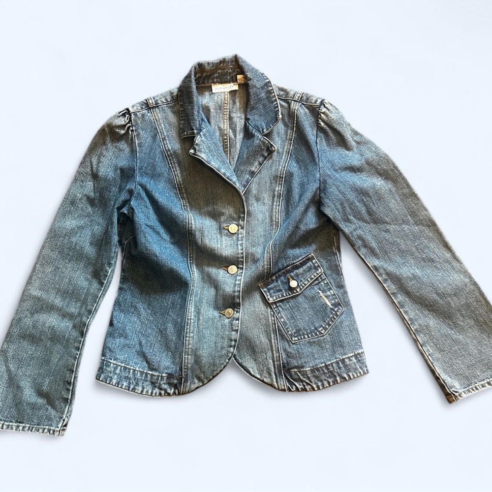 Blue Cropped Jean Jacket with Tailored Fit